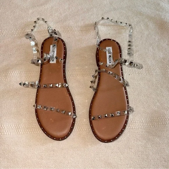 NWOT Steve Madden Silver Studded Clear Strap Sandals - Picture 2 of 6
